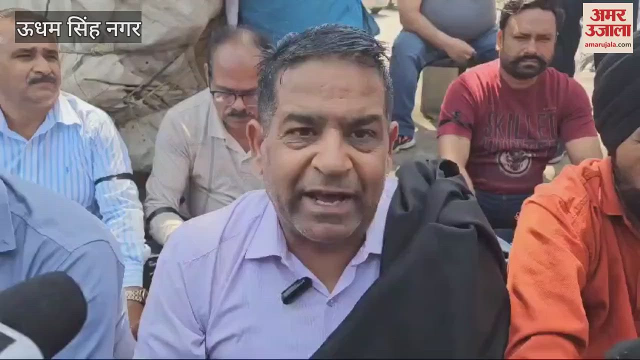 VIDEO : दो साल बाद भी नहीं मिला पुनर्वास, रुद्रपुर में व्यापारियों ने काले झंडे दिखाकर जताई नाराजगी
