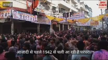 VIDEO : Kanpur! गंगा मेला में खुशियों का उल्लास, जमकर नाचे होरियारे…हर किसी पर चढ़ी थी रंगों की खुमारी