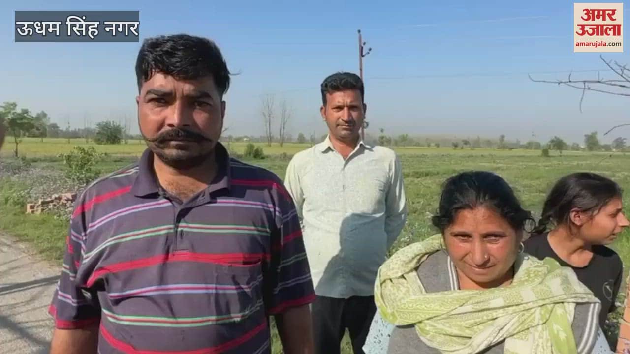 VIDEO : अनियंत्रित होकर सड़क किनारे गड्ढे में उतरी स्कूल बस, आठ बच्चे चोटिल