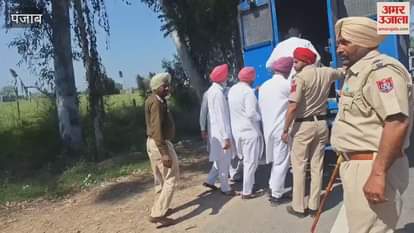 VIDEO : मुक्तसर में धरना देने जा रहे किसानों को पुलिस ने हिरासत में लिया