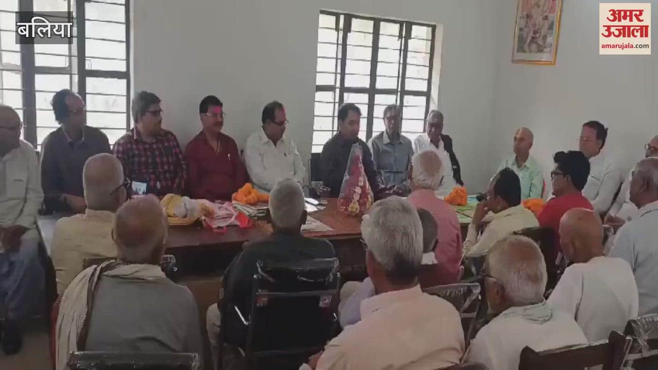 VIDEO : Celebrated Rangotsav with abir-gulal stream of songs flowed in Holi milan