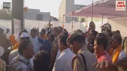VIDEO : Meerut: Nauchandi fair inaugurated