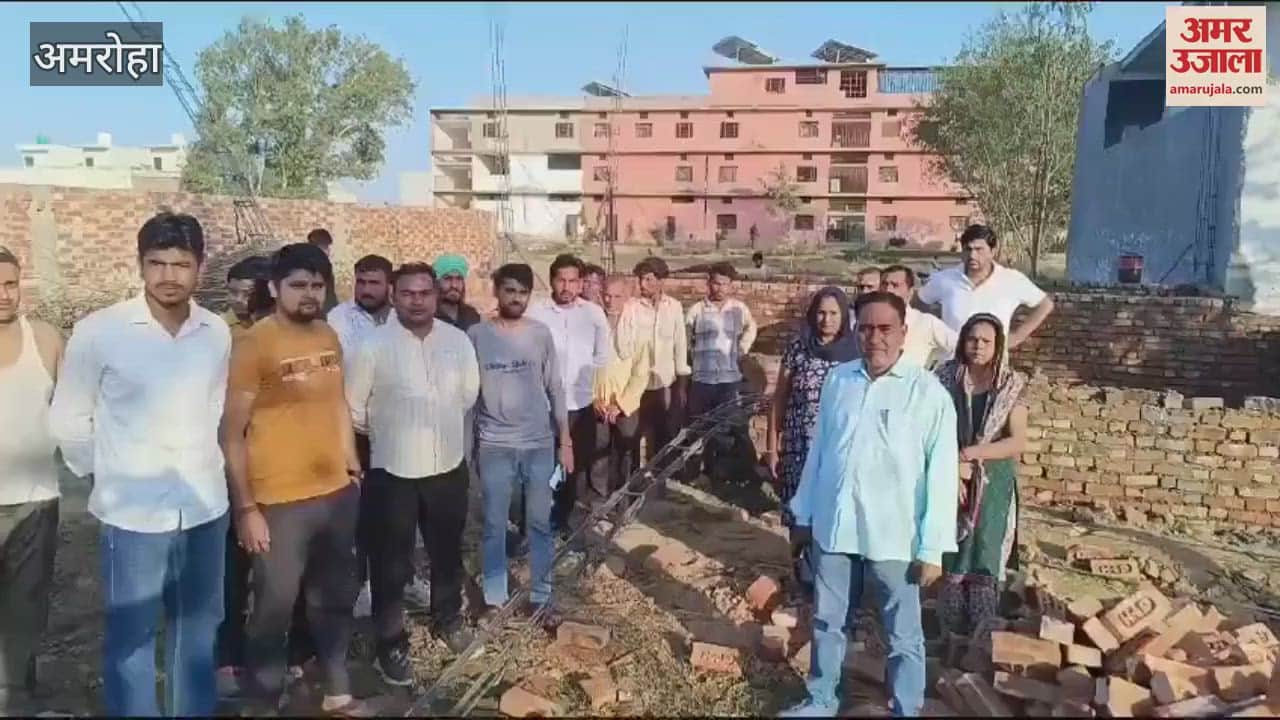 VIDEO : People created ruckus and shouted slogans against the MDA team, accused them of assaulting the workers