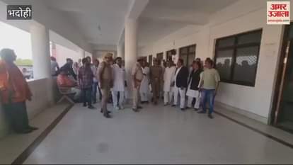 VIDEO : MLA Zahid Beg appeared in bhadohi court Arrived amid tight security got next date case of teenager death