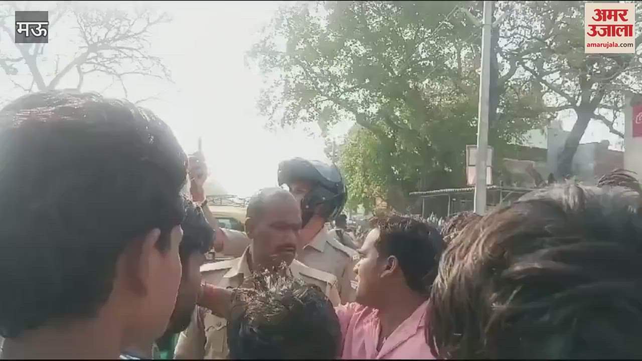 VIDEO : Dumper crushes bicycle bike and auto four people injured condition of young man is critical referred