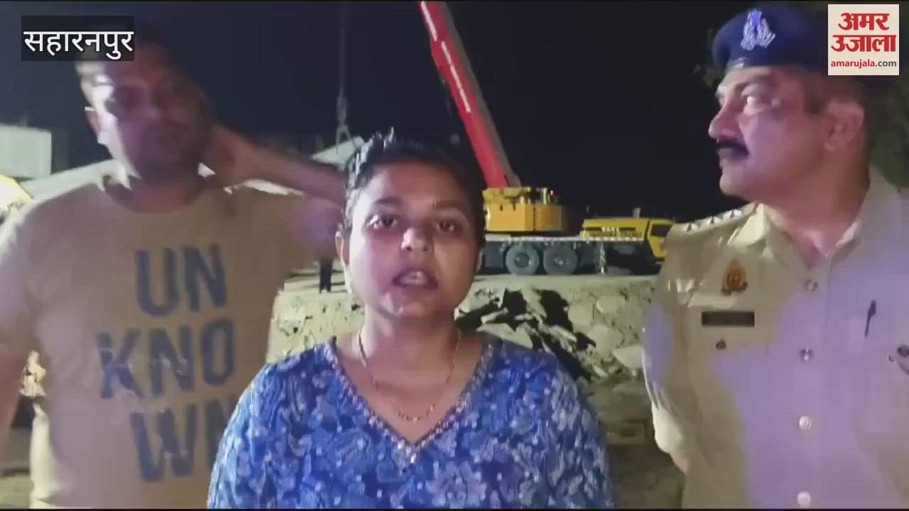 VIDEO : UP: Girder fell while installing beam on expressway bridge, four beams broke with explosion, three workers buried.