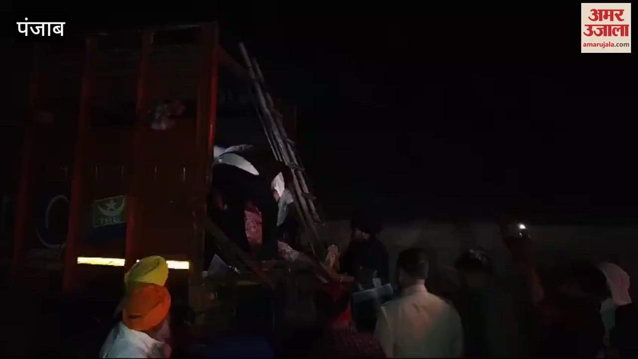 VIDEO : Truck rolled downhill due to brake failure in Kiratpur Sahib, four devotees injured