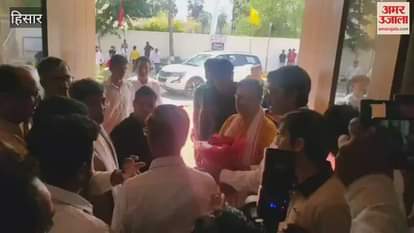 VIDEO : newly elected mayor of Hisar took charge in the corporation office, will work on this theme