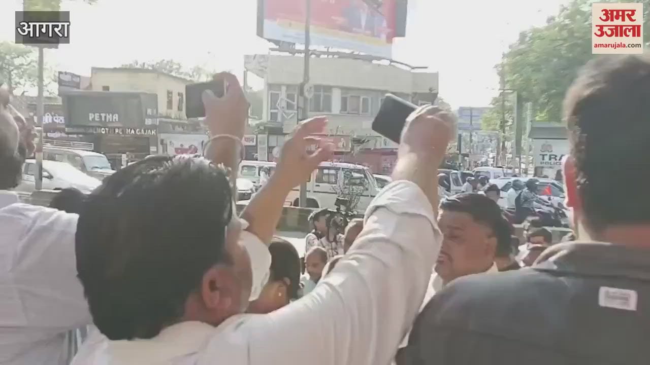 VIDEO : Karni Sena attacks SP MP ramji lal house SP workers surround police station in protest