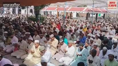 VIDEO : Alvida Jumma Namaaz offered in mosques in Shahjahanpur