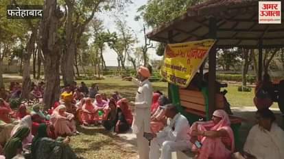 VIDEO : फतेहाबाद में आंगनबाड़ी वर्कर्स का धरना तीसरे दिन भी जारी