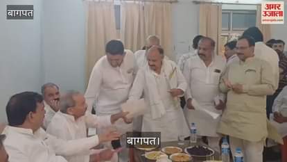 VIDEO : MPs and MLAs got angry at the officials in the guest house of Baghpat