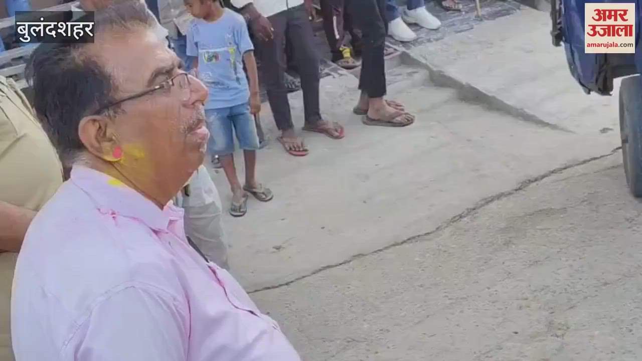 VIDEO : Muslims showered flowers on the procession of Mata in Bulandshahr