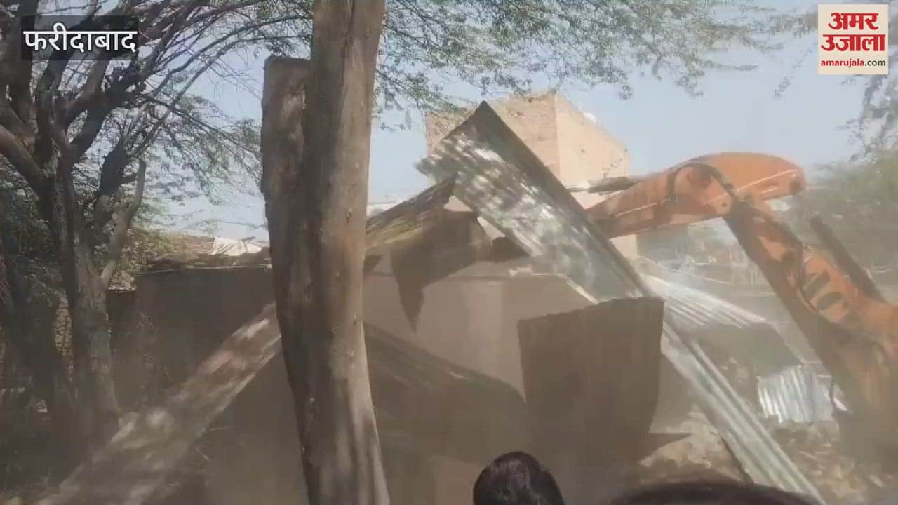 VIDEO : Woman protests against demolition in Faridabad