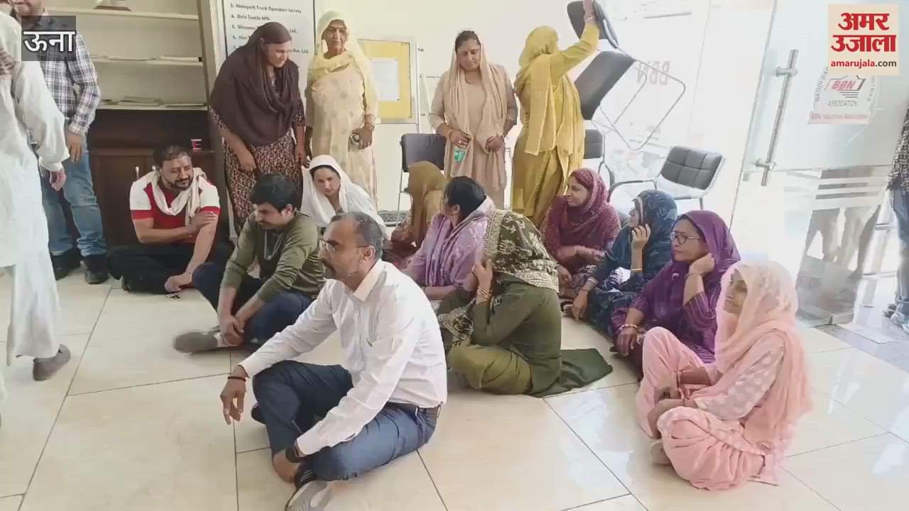 VIDEO : People of Bhatoli Kalan protested against the shortage of drinking water