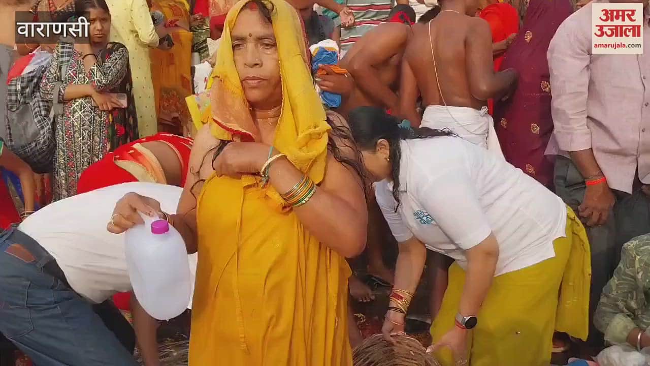 VIDEO : Slogans water conservation echoed on Dev Deepawali Namami Gange raised awareness for Ganga cleanliness