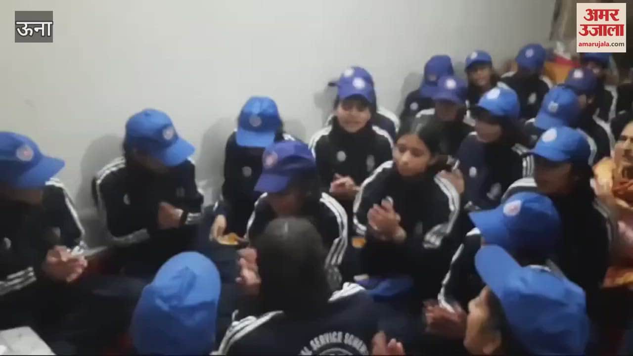 VIDEO : On the third day of the NSS camp being held at Chowkimanayar School volunteers conducted a cleanliness drive