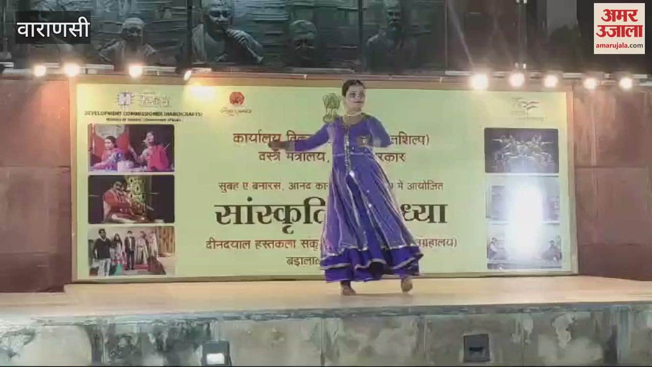 VIDEO : Vishnupriya sang in Sindhu Bhairavi mesmerized the audience