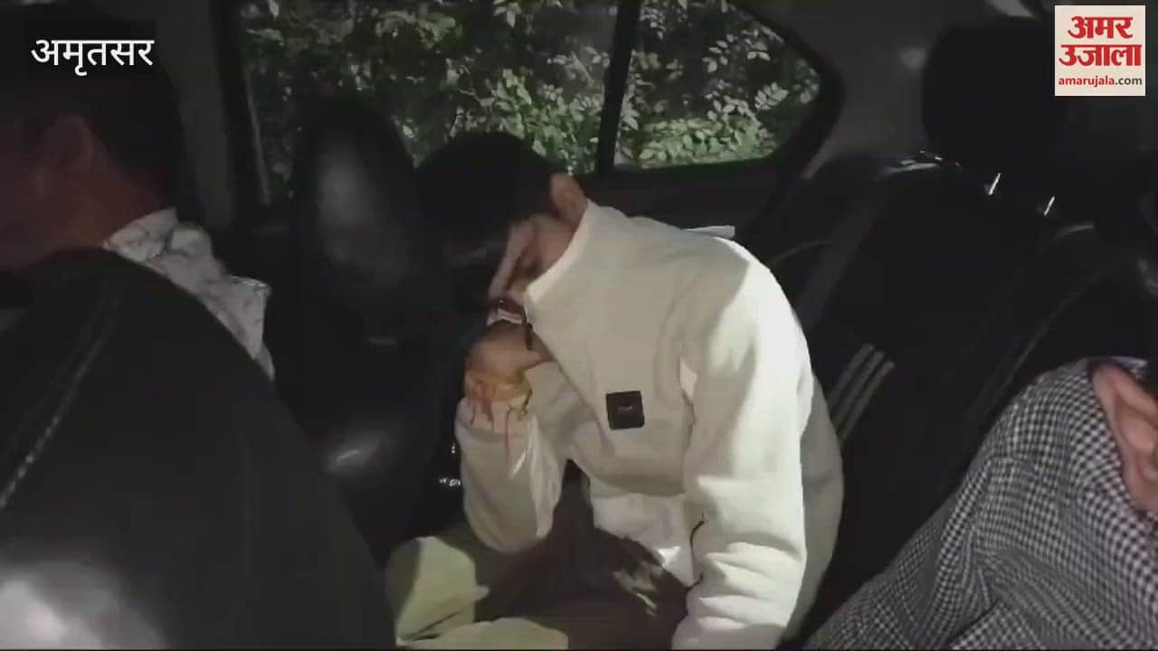 VIDEO : Two smugglers arrested with heroin in Amritsar