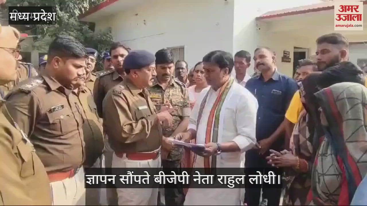 Uma Bharti's nephew's entry in the police station in-charge slapping case