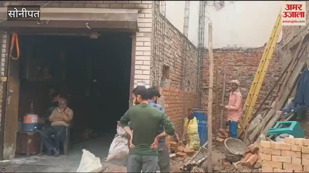 VIDEO : Fire broke out in shop in Sonipat due to short circuit, batteries of e rickshaw burst