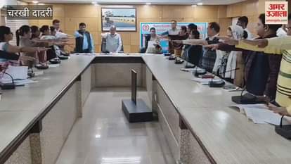 VIDEO : Deputy Commissioner and other officials took oath against child marriage in Mini Secretariat in Narnaul