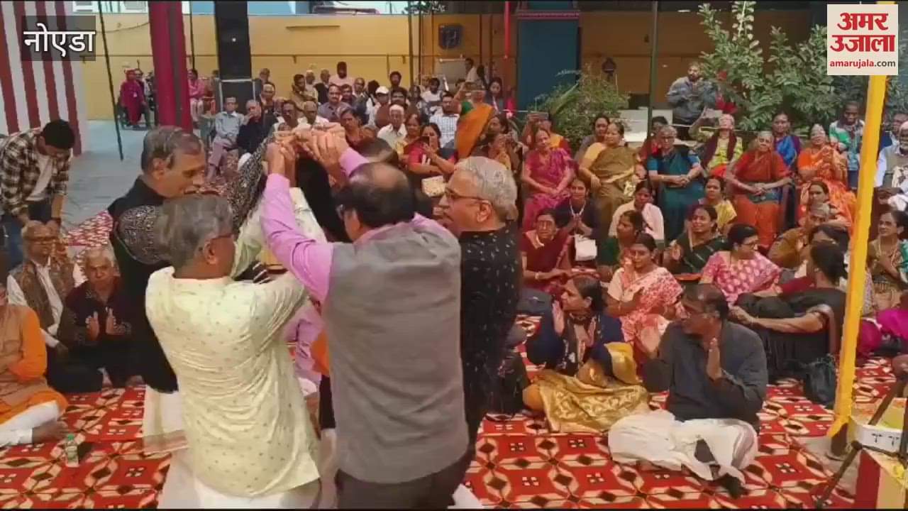 VIDEO : Devotees danced to Ayyappa bhajans in Noida, artists gave a performance