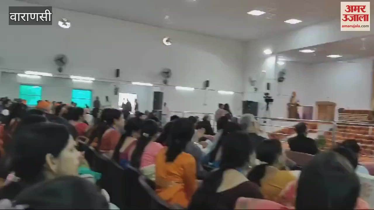 VIDEO : CM Yogi reached Varanasi Welcomed with Ram Siya Ram UP College 115th Foundation Day celebrations