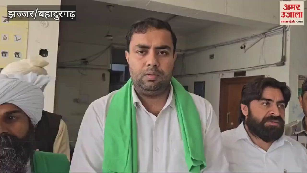 VIDEO : The issue of high tension wires passing through Jhajjar, farmer leaders reached to meet the district administration, got assurance