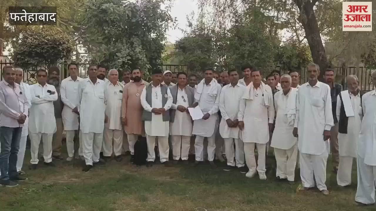 VIDEO : Farmers submitted a memorandum to SE regarding the reconstruction of Khedi canal which was broken a few days ago in Fatehabad