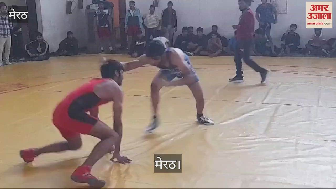 VIDEO : Players giving divisional level wrestling trials at Kailash Prakash Stadium in Meerut