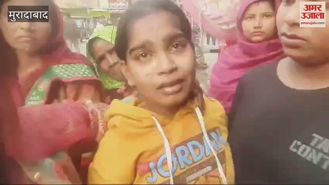 VIDEO : firm worker injured in a collision with a postal parcel vehicle in Moradabad died, family members created a ruckus