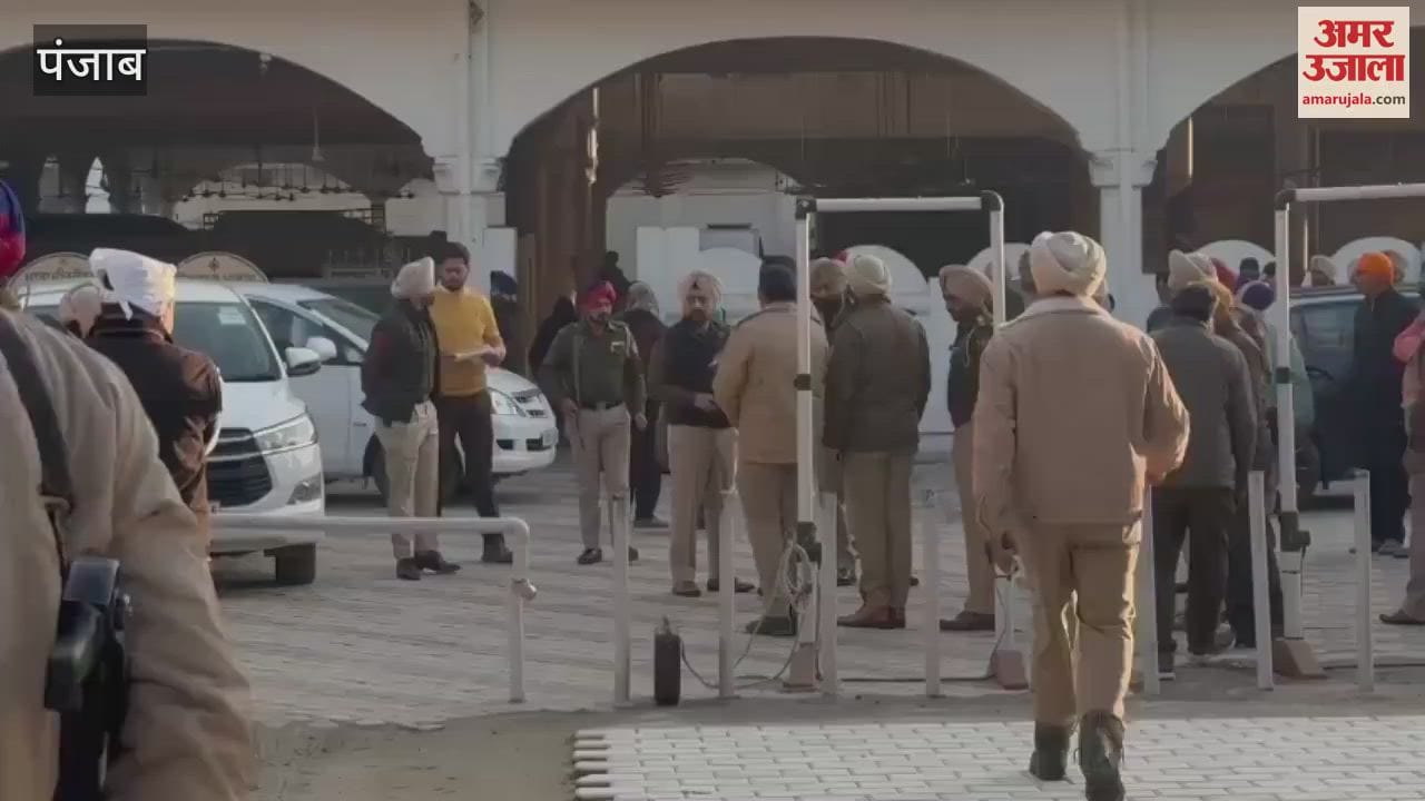 VIDEO : Sukhbir Badal sewa in Sri Kesgarh Sahib today all update