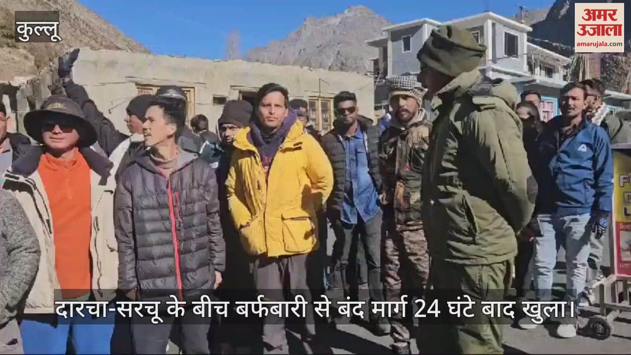 VIDEO : road closed due to snowfall between Darcha-Sarchu opened after 24 hours