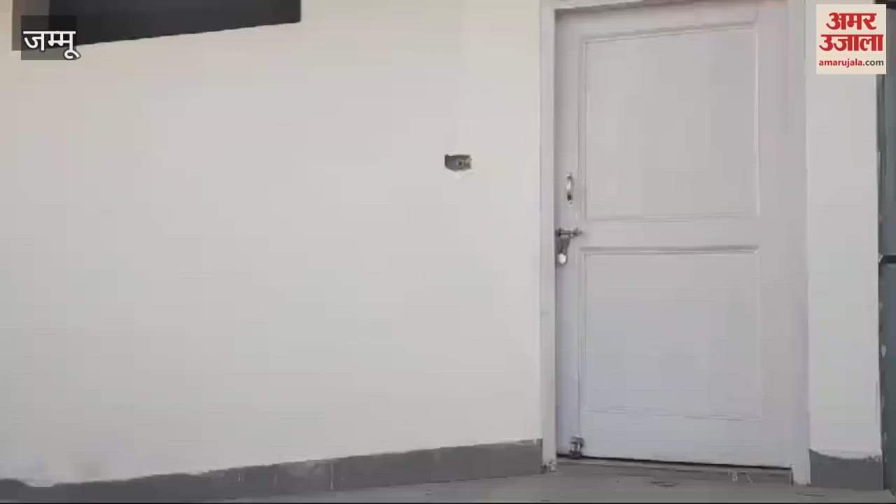 VIDEO : Despite construction of toilet in Health Directorate Jammu, waiting for inauguration