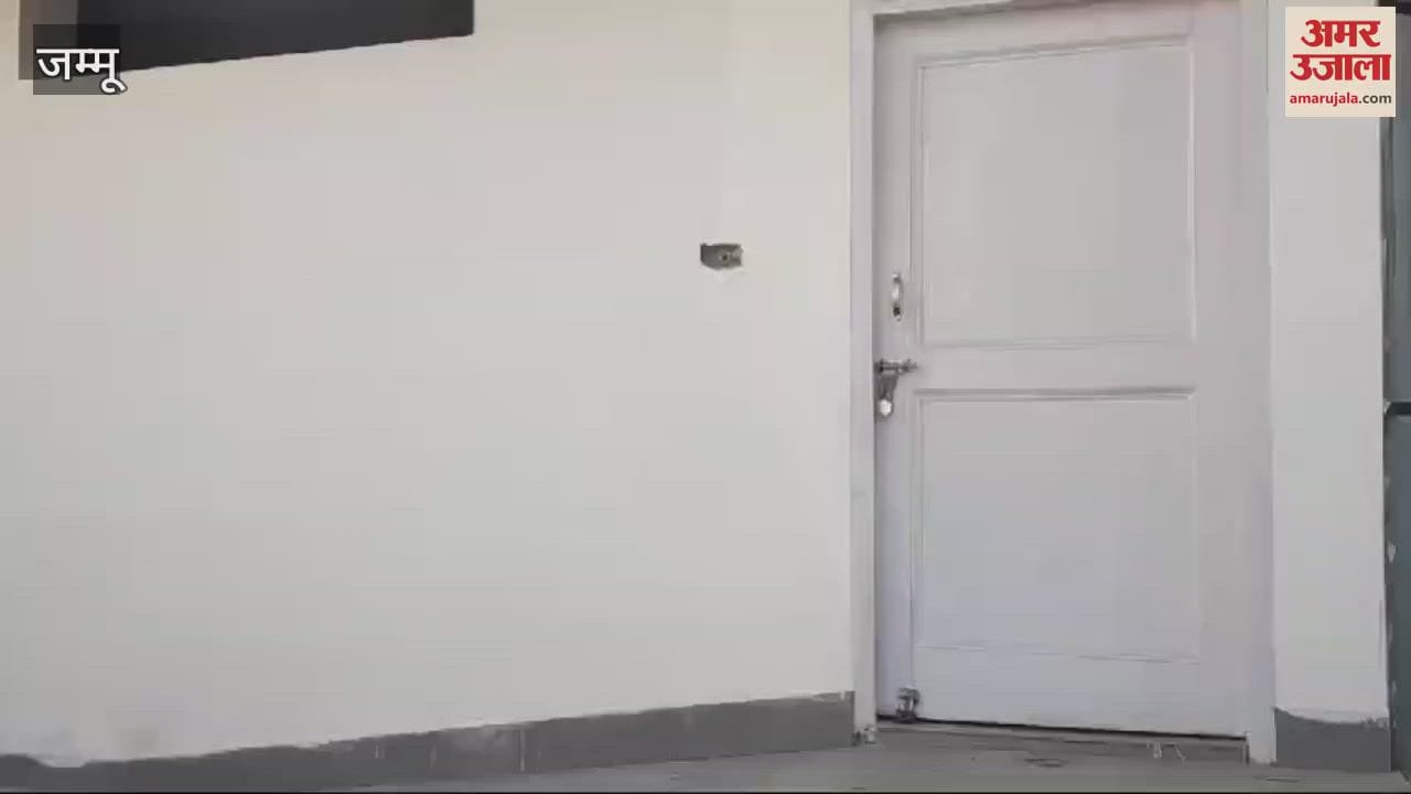 VIDEO : Despite construction of toilet in Health Directorate Jammu, waiting for inauguration