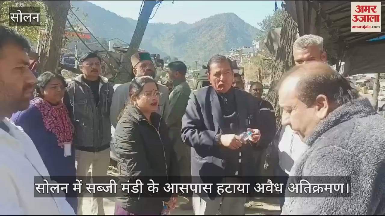 VIDEO : Illegal encroachment removed around vegetable market in Solan