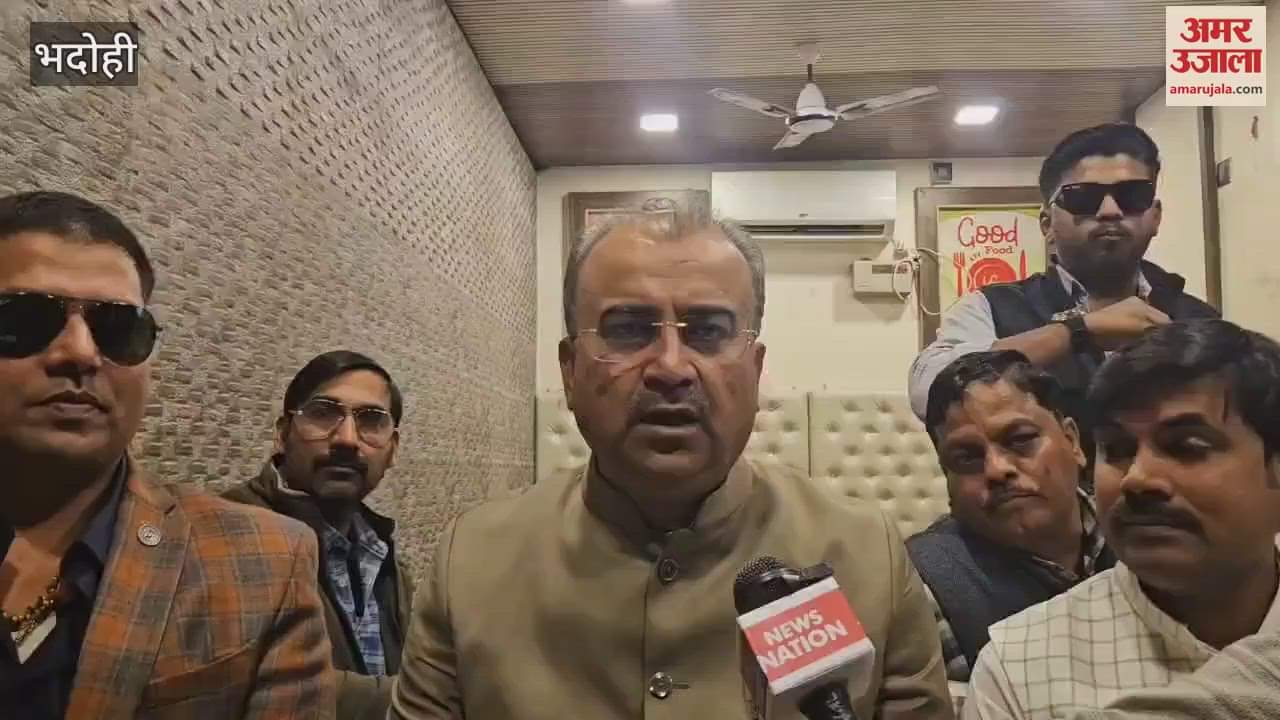 VIDEO : health minister Mangal Pandey said Bhadohi Bangladesh digging own grave attacking Hindus