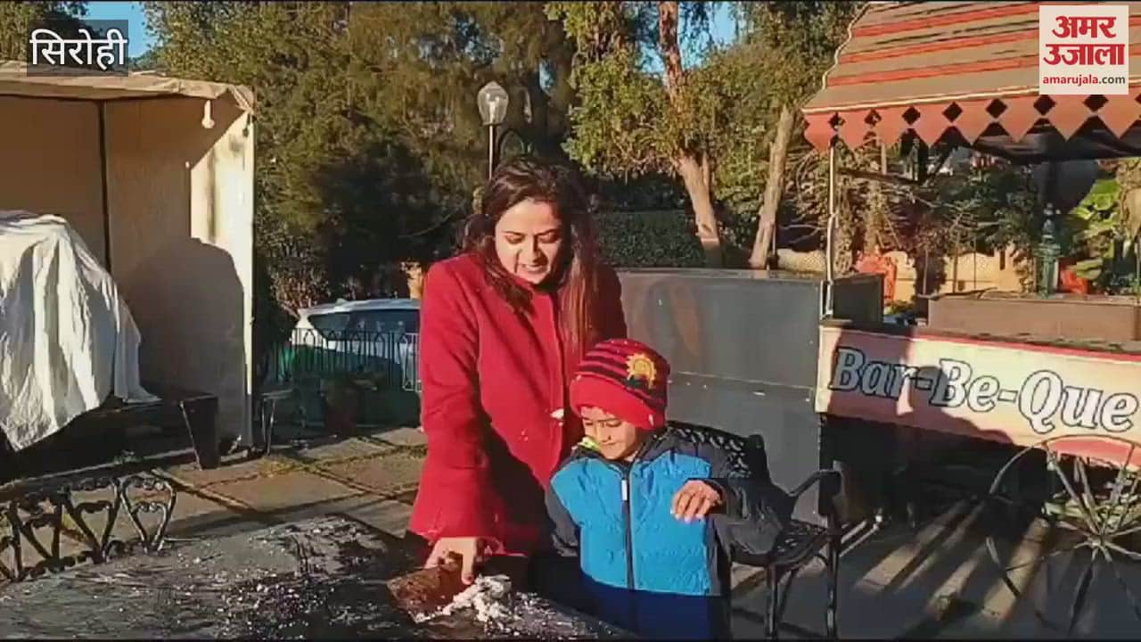 Rajasthan: Slight relief from cold in Mount Abu, but snow continues; Tourists flock to hill station