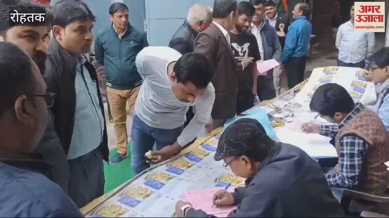 VIDEO : Blood donors flocked to the blood donation camp in Rohtak