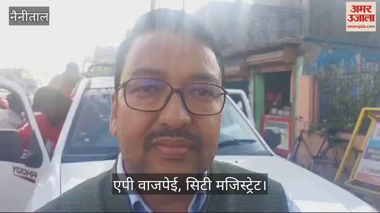VIDEO : निगम के बुलडोजर ने तोड़े 28 सर्विस सेंटर के छज्जे, सिटी मजिस्ट्रेट ने दी चेतावनी