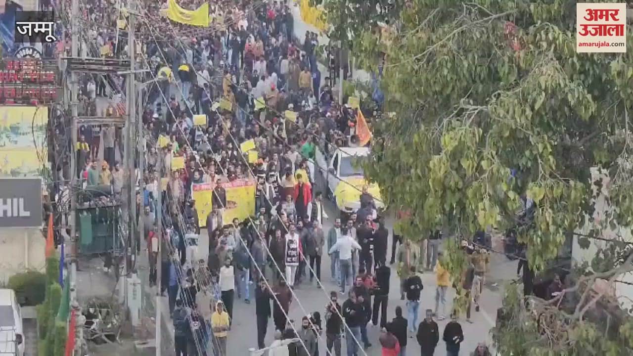 VIDEO : Strong demonstration against ropeway in Katra, horses, stooges and palanquin drivers also participated