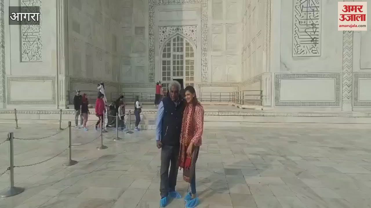 VIDEO : Bollywood actor Ashish Vidyarthi visited the Taj Mahal