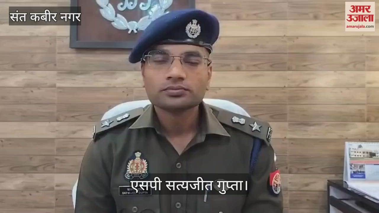 VIDEO : Molestation of a teenage girl returning after giving food to Baba