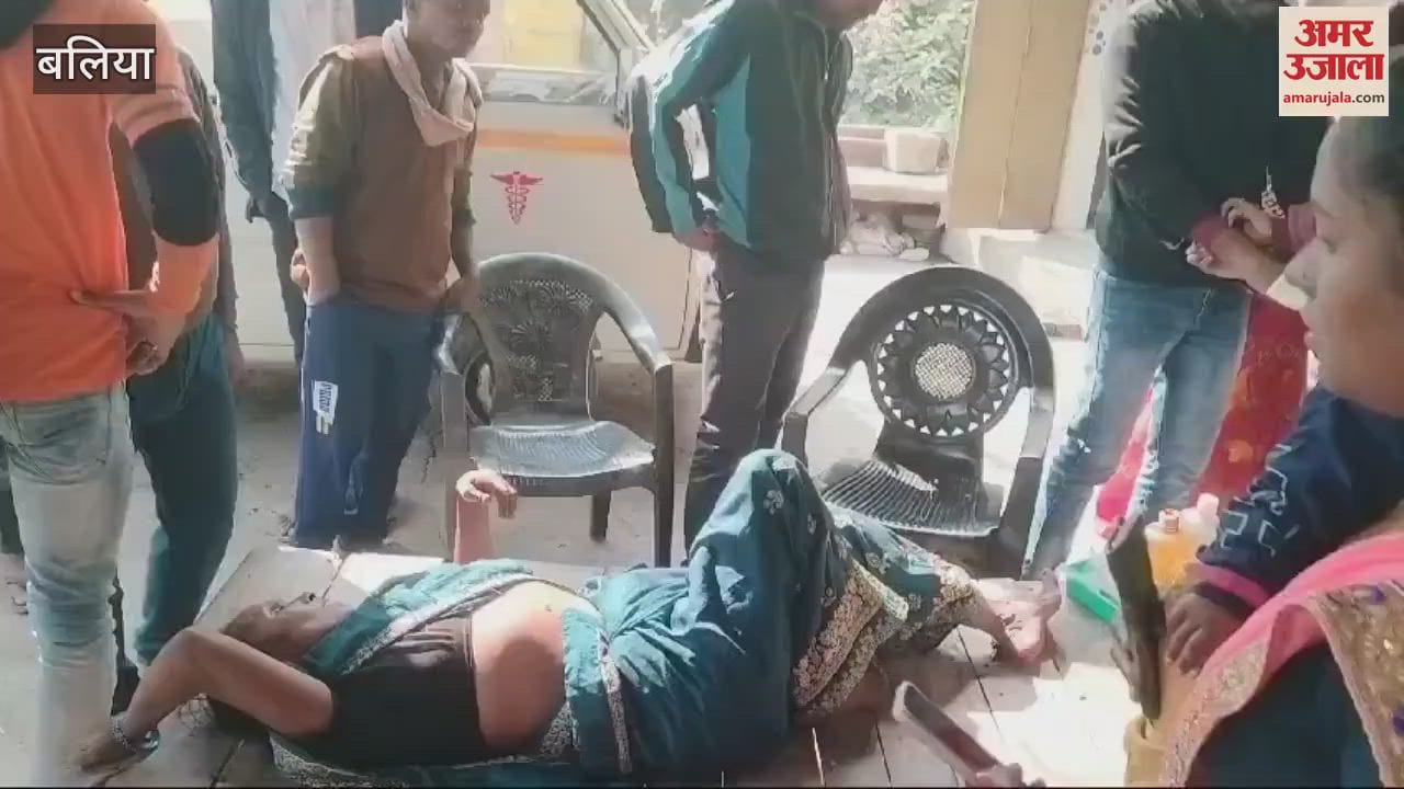 VIDEO : E rickshaw overturned trying overtake in ballia screaming five people injured