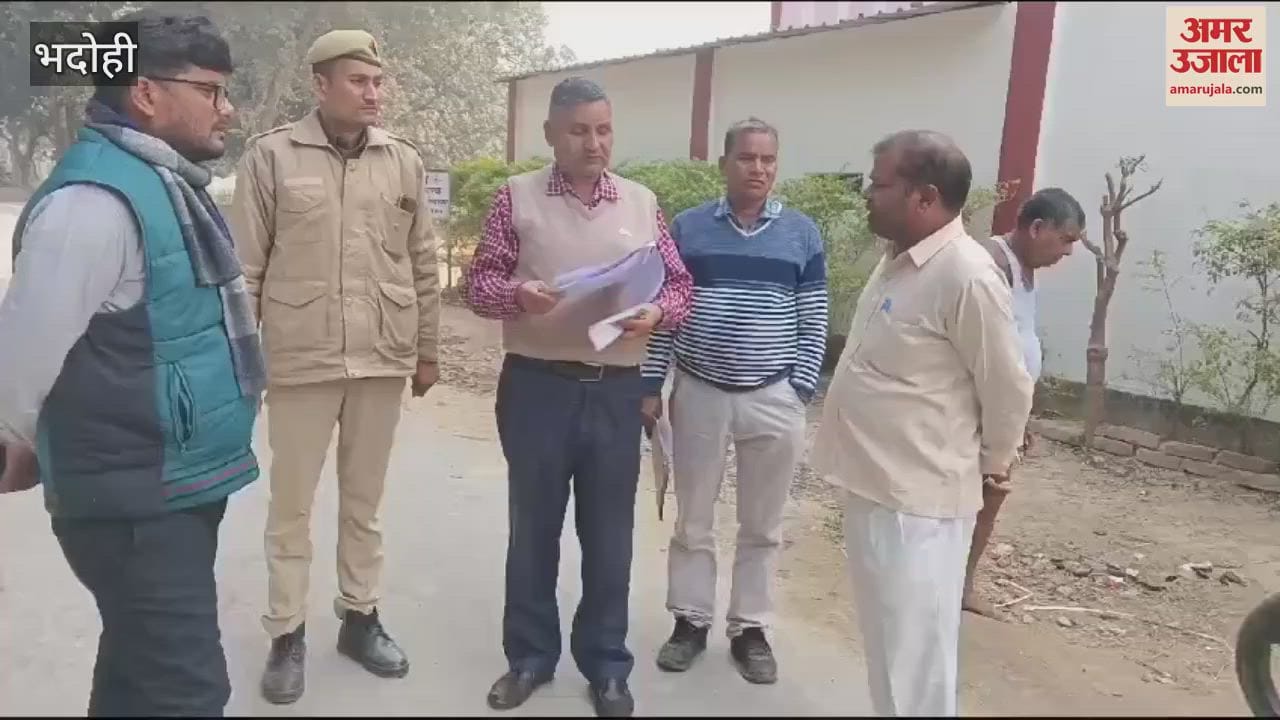 VIDEO : Revenue team threatens defaulters in Bhadohi recovers 1 lakh 50 thousand rupees