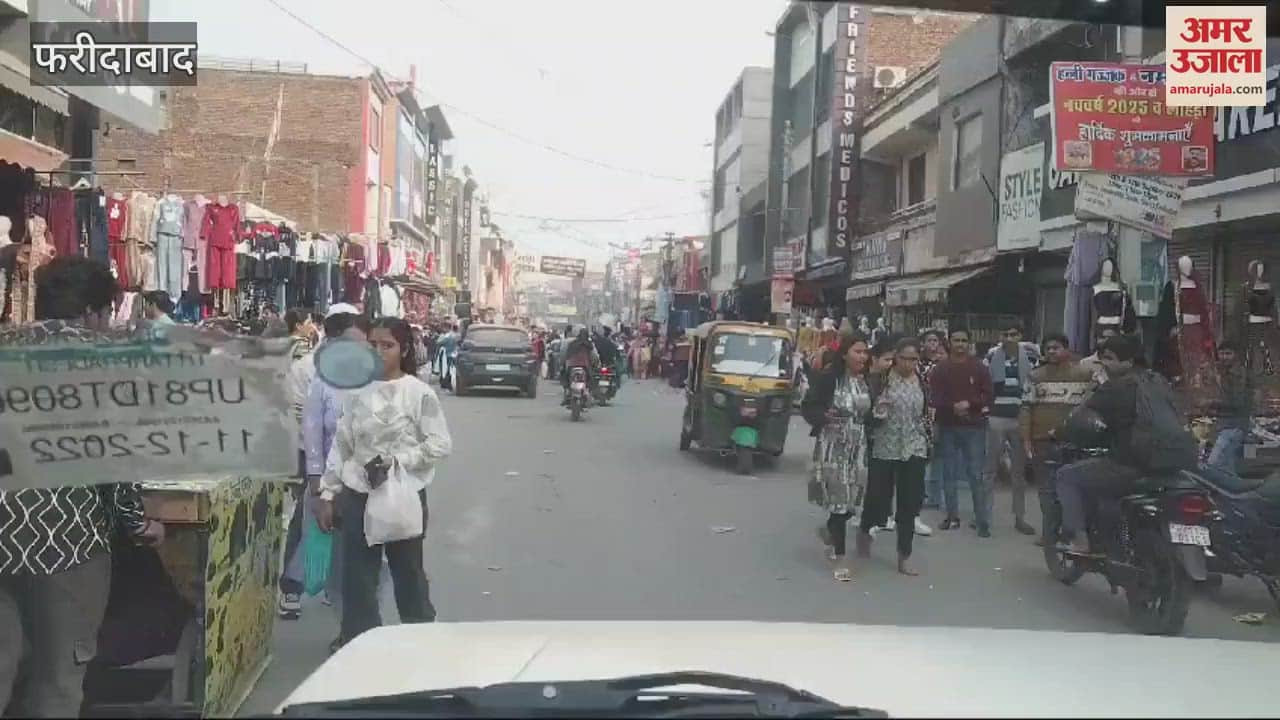 VIDEO : Shopkeepers encroached in the main market of Faridabad NIT