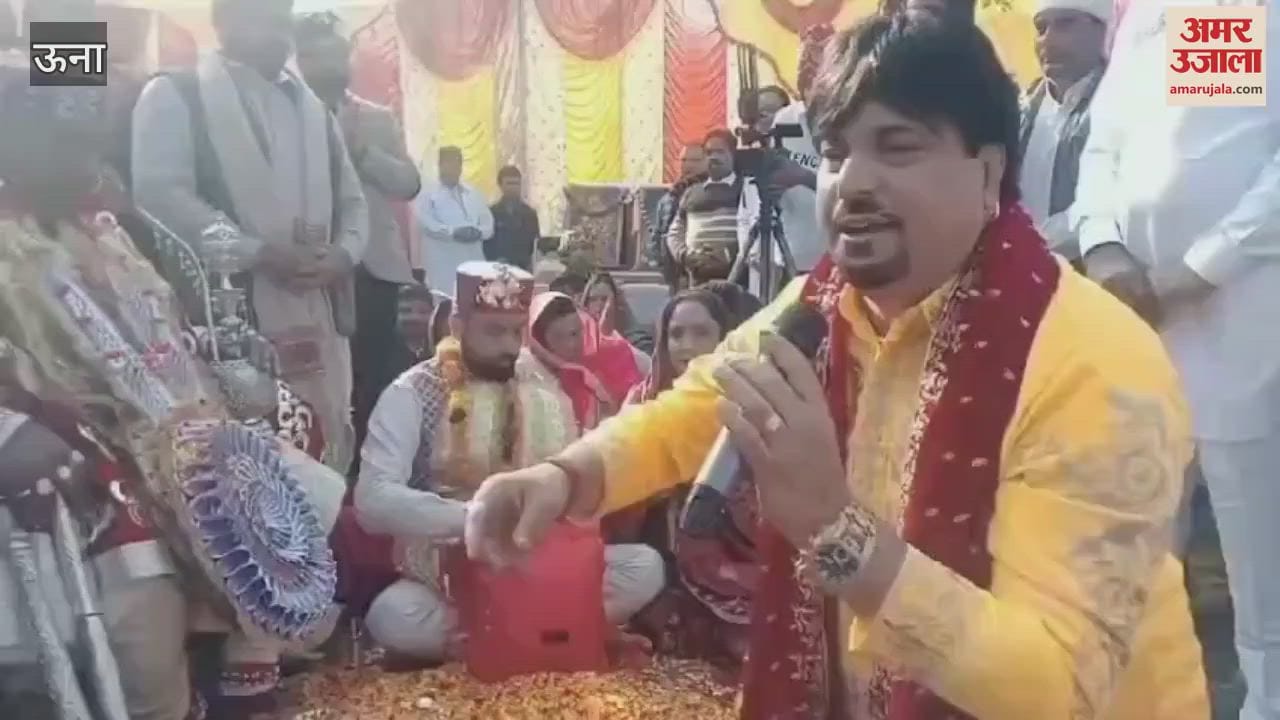 VIDEO : Baba Pahariya ji procession started hundreds of devotees bowed down and took blessings