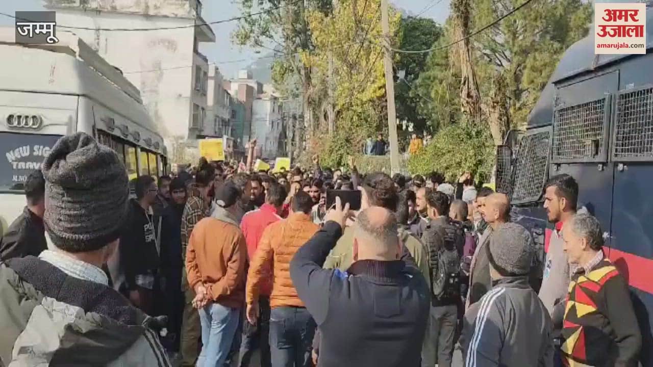 VIDEO : 72-hour strike continues in Katra, police arrested protestors against Gandole