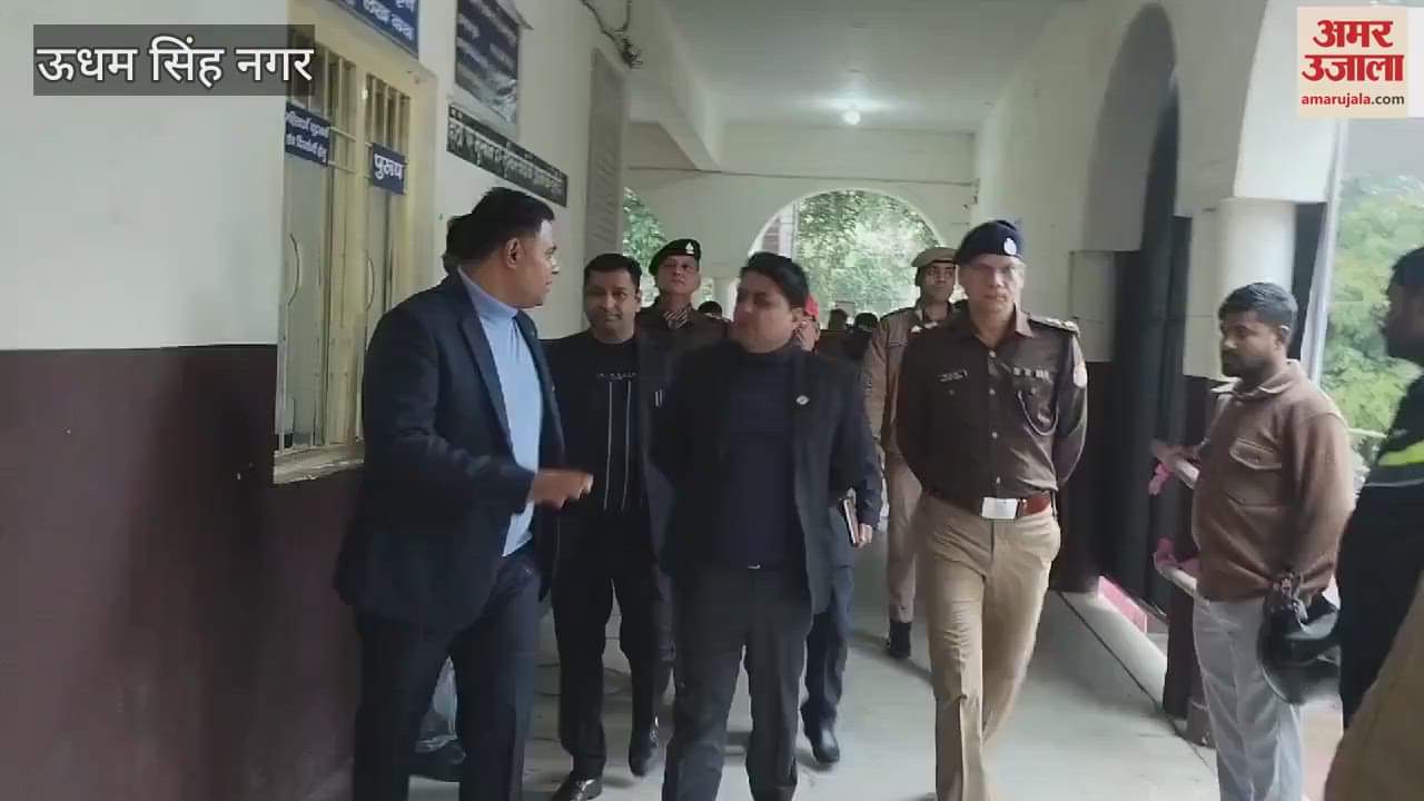 VIDEO : डीएम, एसएसपी ने नामांकन कक्ष का निरीक्षण किया, दिए निर्देश